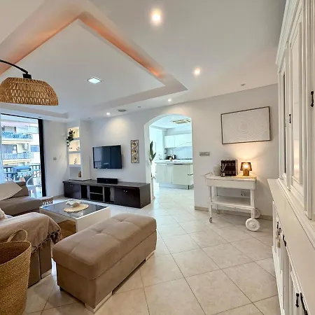 Apartman Heart Of St Juliens Near Paceville And Spacious 3-bedroom *