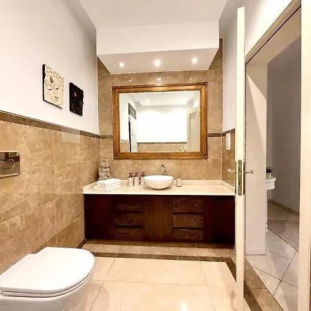 Apartman Heart Of St Juliens Near Paceville And Spacious 3-bedroom San Ġiljan